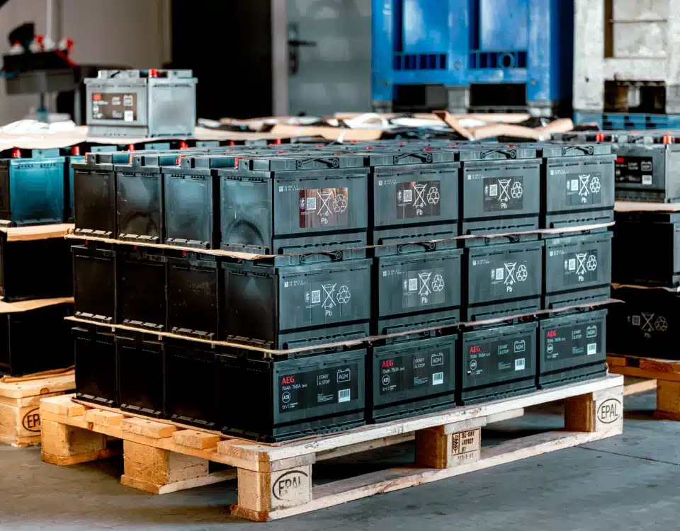 Palettes de batteries de démarrage après stockage prolongé présentant une perte de performance et nécessitant une régénération